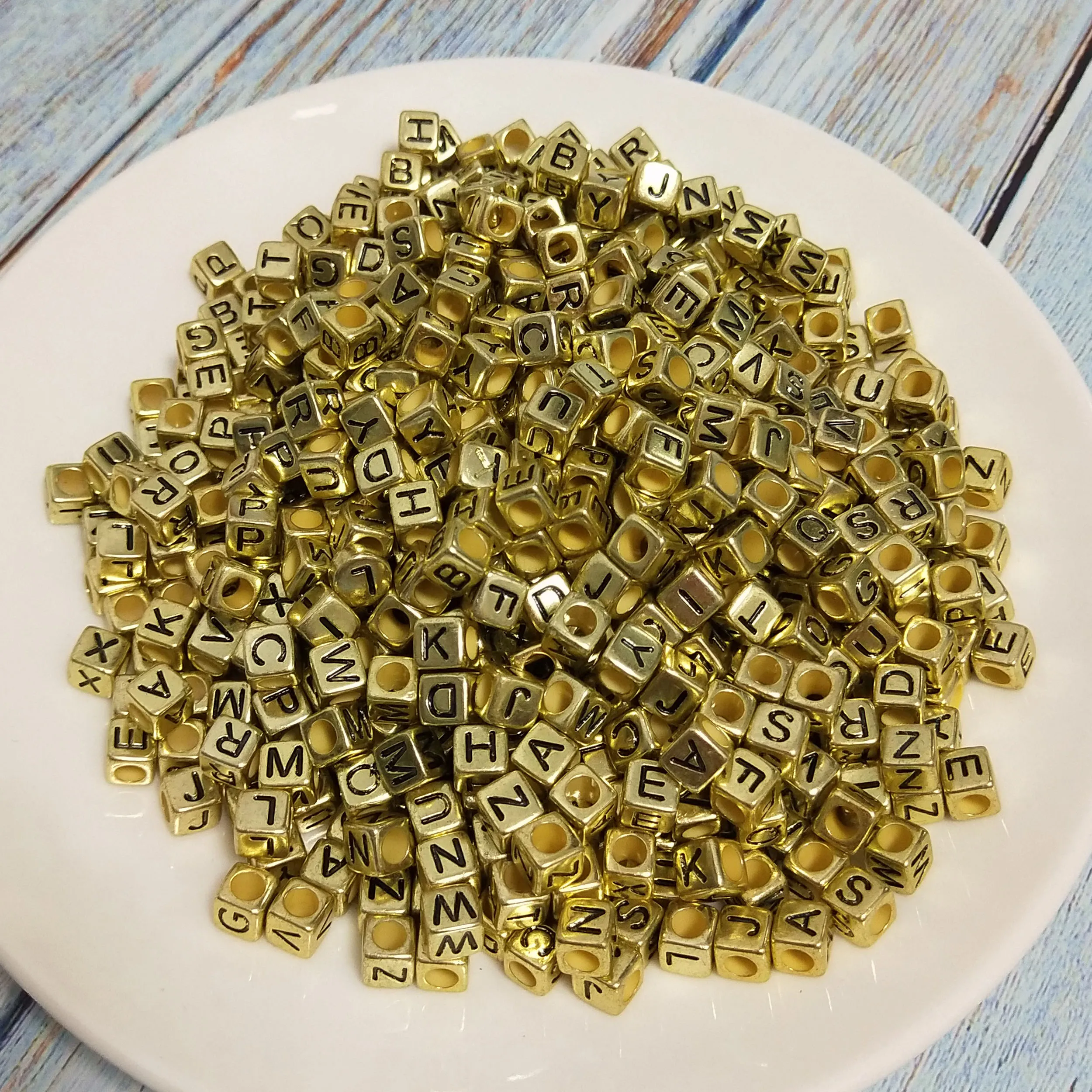 Free Shipping Single Initial A Printing Cube Gold Acrylic Letters Beads 500pcs 2600pcs 6*6MM Big Hole Square Alphabet Beads
Free Shipping Single Initial A Printing Cube Gold Acrylic Letters Beads 500pcs 2600pcs 6*6MM Big Hole Square Alphabet Beads