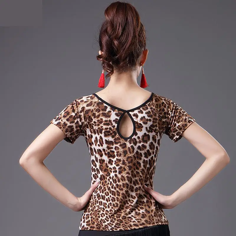 Latin Dance Costume Short Sleeved Shirt Leopard Tassel Skirt Sets Standard Adult Gymnastic Dance Costumes Tops Black Red S-5XL
Latin Dance Costume Short Sleeved Shirt Leopard Tassel Skirt Sets Standard Adult Gymnastic Dance Costumes Tops Black Red S-5XL