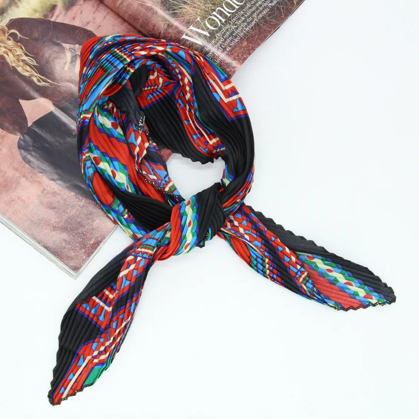 Paisley printing pleated polyester kerchief women neckwear square scarf bag tie 2018 new multi designs Foulard Bandana LL180361
Paisley printing pleated polyester kerchief women neckwear square scarf bag tie 2018 new multi designs Foulard Bandana LL180361