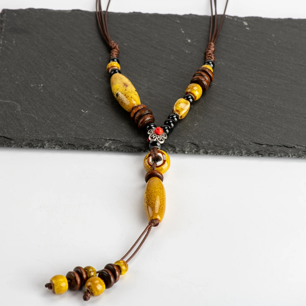 Heaert Sharp Ceramics bead Necklace Chinese style Tassel necklaces vintage ceramic beads women necklaces #IY268
Heaert Sharp Ceramics bead Necklace Chinese style Tassel necklaces vintage ceramic beads women necklaces #IY268