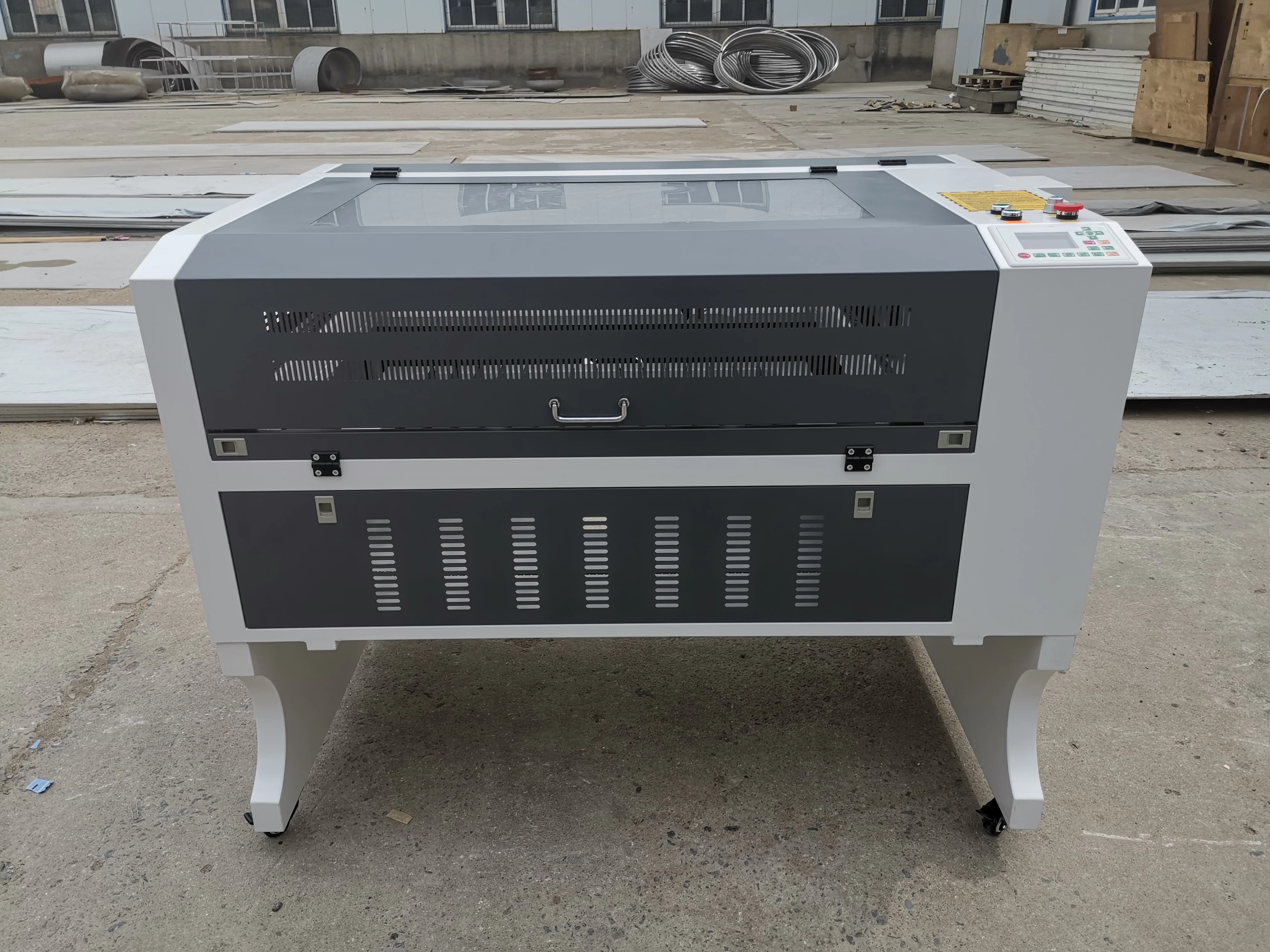 1060 Laser Engraving Reci 100w W2 Laser Engraver Machine ruida system 1000 * 600mm laser cutting machine DSP system
1060 Laser Engraving Reci 100w W2 Laser Engraver Machine ruida system 1000 * 600mm laser cutting machine DSP system