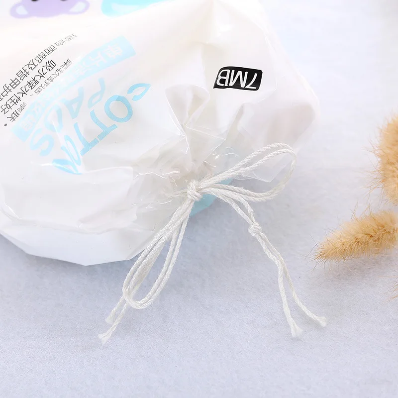 500pcs/pack Cotton Makeup Cotton Wipes Soft Makeup Remover Pads Facial Cleansing Paper Wipe Skin Care Remove With Retail Packing
500pcs/pack Cotton Makeup Cotton Wipes Soft Makeup Remover Pads Facial Cleansing Paper Wipe Skin Care Remove With Retail Packing