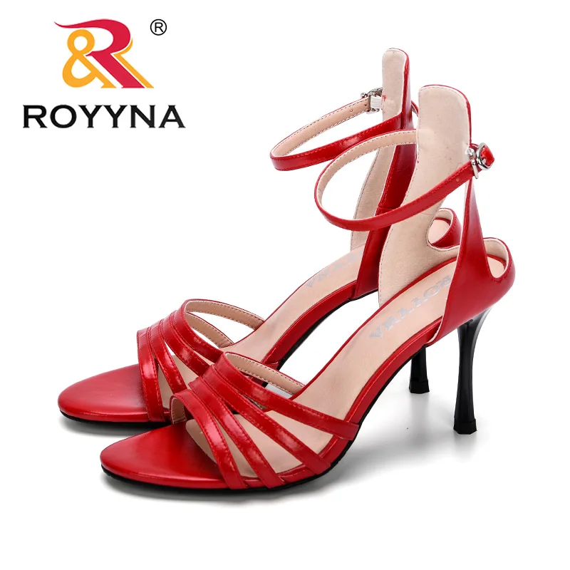 ROYYNA 2019 New Popular Style Women Sandals Rome Summer Shoes Ladies Buckle Strap High Heel Gladiator Sandals Comfortable Trendy
ROYYNA 2019 New Popular Style Women Sandals Rome Summer Shoes Ladies Buckle Strap High Heel Gladiator Sandals Comfortable Trendy