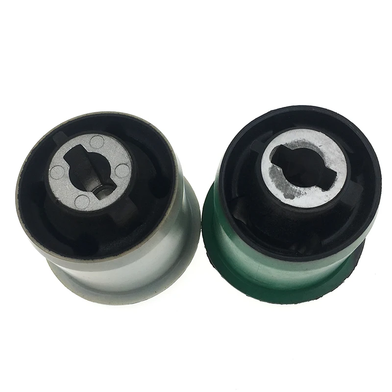 LittleMoon original rear axle rubber bushing rubber block is suitable for Peugeot 307 308 408 Citroen C4 Triumph C-qutare.
LittleMoon original rear axle rubber bushing rubber block is suitable for Peugeot 307 308 408 Citroen C4 Triumph C-qutare.