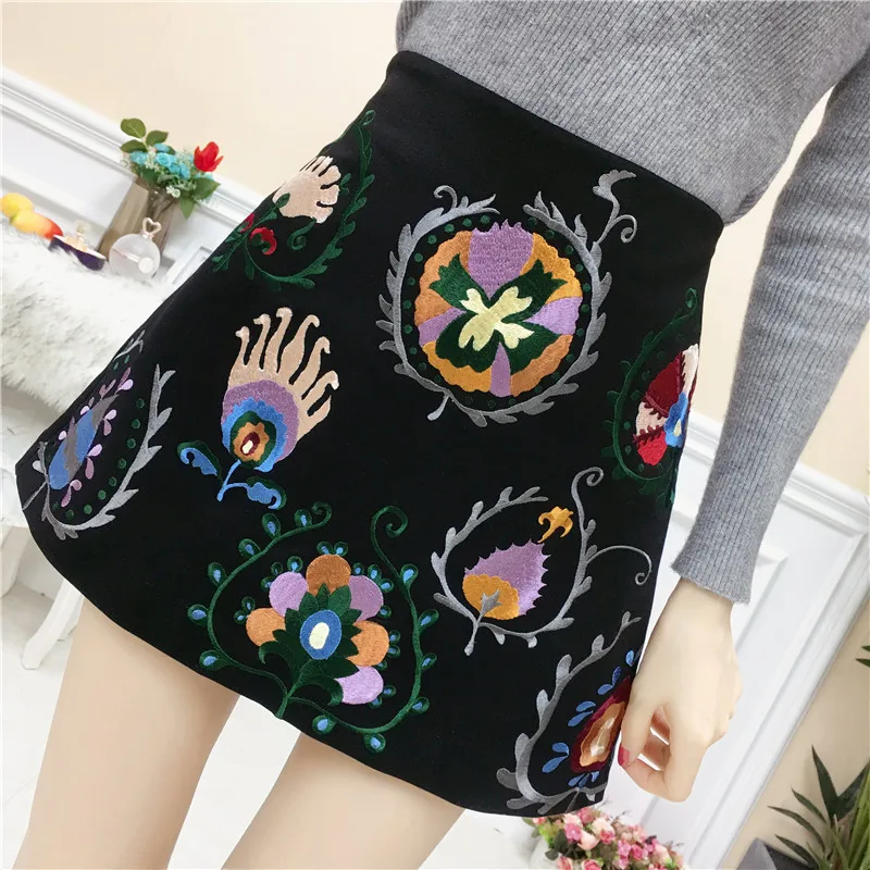 Винтажная ретро-юбка размера плюс 4XL, черная короткая женская юбка с вышивкой в стиле барокко, шерстяные женские мини-юбки с цветочным принт...
Винтажная ретро-юбка размера плюс 4XL, черная короткая женская юбка с вышивкой в стиле барокко, шерстяные женские мини-юбки с цветочным принт...