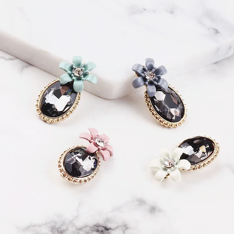 Crystal Rhinestone Flower Pendant Eardrop Diy Handmade Material Jewelry Finding Accessories 6pcs
Crystal Rhinestone Flower Pendant Eardrop Diy Handmade Material Jewelry Finding Accessories 6pcs
