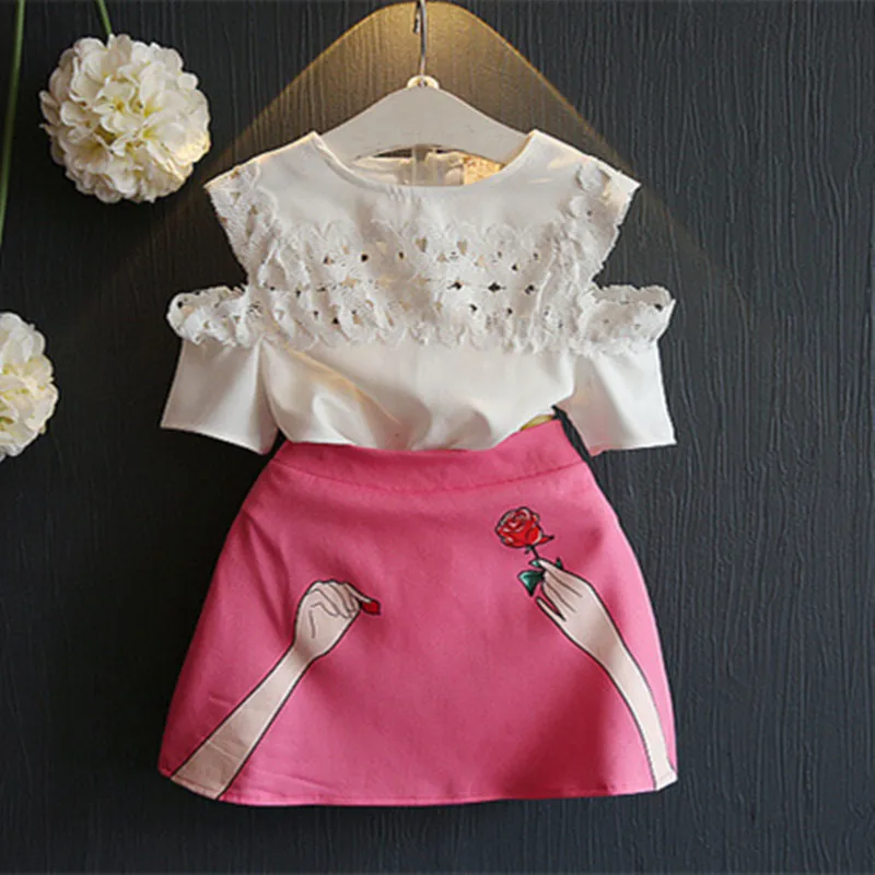 DFXD Summer Little Girls Outfits White Short Sleeve Embroidery Hollow Out Top+Pink Flower Print Skirt Girls Clothing Sets 2-8Y
DFXD Summer Little Girls Outfits White Short Sleeve Embroidery Hollow Out Top+Pink Flower Print Skirt Girls Clothing Sets 2-8Y