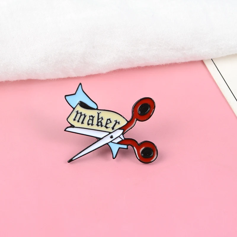 Maker Scissors and Cloth Pin Enamel Lapel Pin Artist Scissor Brooch Backpack Hat Coat Lapel Pin Badge Tailor Worker Jewelry Gift
Maker Scissors and Cloth Pin Enamel Lapel Pin Artist Scissor Brooch Backpack Hat Coat Lapel Pin Badge Tailor Worker Jewelry Gift