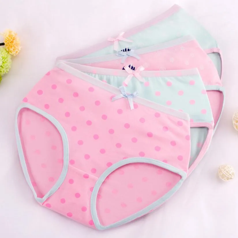 4pcs/lot dots cotton fabric girls briefs kids cartoon underwear children cute panties girl boxer shorts for 3-12T new year gift
4pcs/lot dots cotton fabric girls briefs kids cartoon underwear children cute panties girl boxer shorts for 3-12T new year gift