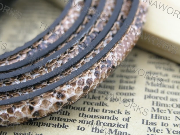 FREE SHIPPING 3Pcs x 1Meter Snake Skin(Brown Tone) Half Round Leather Cord 10.0x5.0mm
FREE SHIPPING 3Pcs x 1Meter Snake Skin(Brown Tone) Half Round Leather Cord 10.0x5.0mm