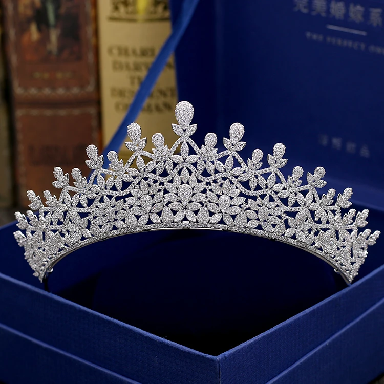 Classic Full 5A CZ Cubic Zirconia Royal Wedding Bridal Silver Tone Tiara Crown Women Girl Party Hair Jewelry Accessories S00032
Classic Full 5A CZ Cubic Zirconia Royal Wedding Bridal Silver Tone Tiara Crown Women Girl Party Hair Jewelry Accessories S00032