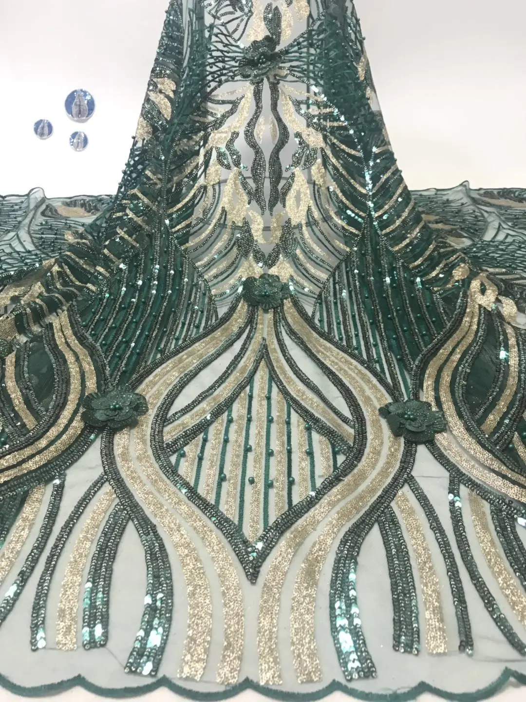 The latest French sequins lace fabric 2019 high quality African lace fabric for the wedding Nigeria lace material FJ32871
The latest French sequins lace fabric 2019 high quality African lace fabric for the wedding Nigeria lace material FJ32871