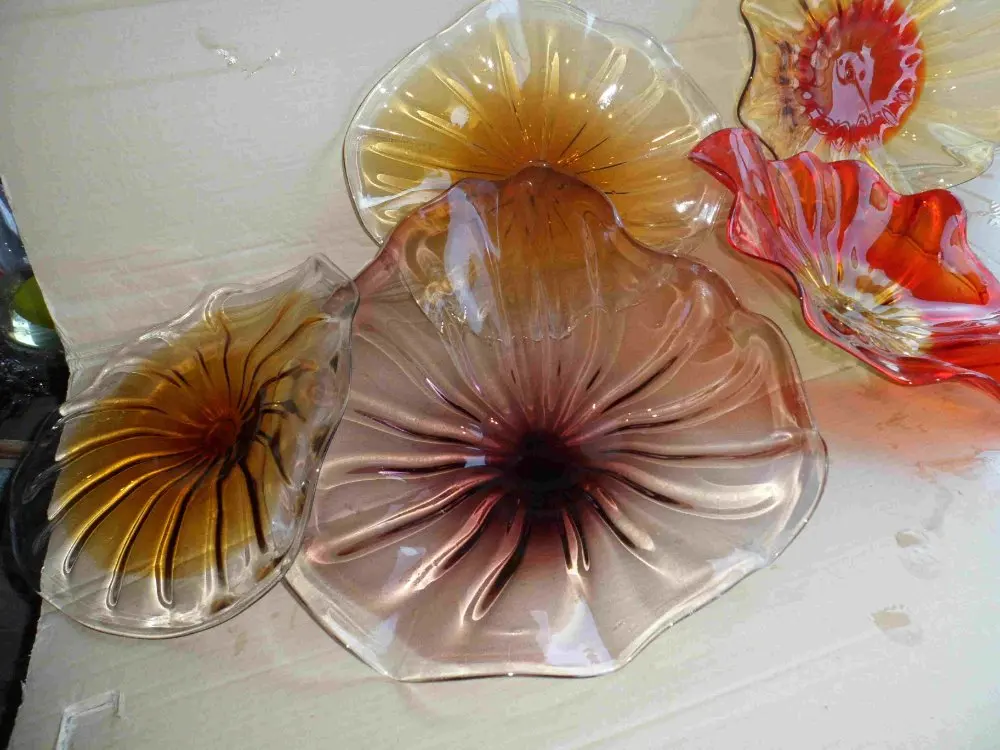 Free Air Shipping Pretty Light Fashion Pattern Hand Blown Art Glass Wall Plates
Free Air Shipping Pretty Light Fashion Pattern Hand Blown Art Glass Wall Plates