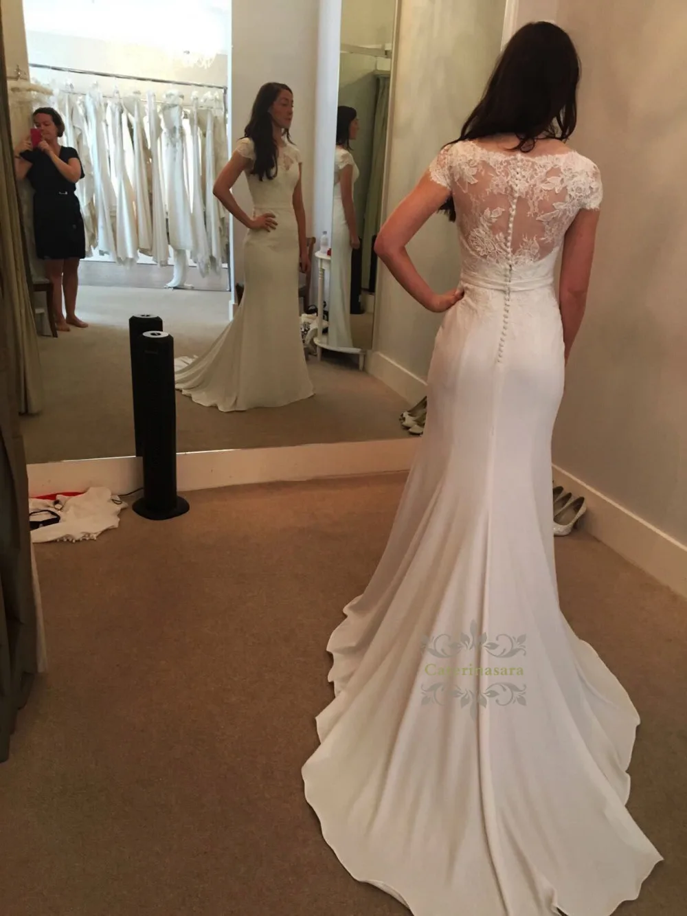Mermaid / Trumpet Jewel Neck Wedding Dresses Sweep Brush Train Bride Gowns Lace Over Satin with Appliques Illusion Fit and Flare
Mermaid / Trumpet Jewel Neck Wedding Dresses Sweep Brush Train Bride Gowns Lace Over Satin with Appliques Illusion Fit and Flare