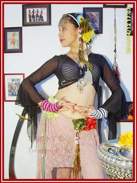 Lace Belly Dance Top Flamenco Dance Top korea lace Blouse Top with Trumpet Sleeves CE06
Lace Belly Dance Top Flamenco Dance Top korea lace Blouse Top with Trumpet Sleeves CE06