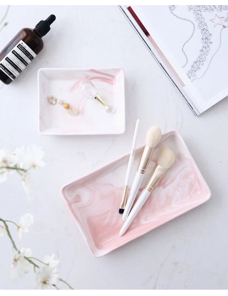Nordic Storage Trays Marble Pattern Ceramics Table Minimalist Dessert Jewelry Storage Plate Office Desk Storage Trays Organizer
Nordic Storage Trays Marble Pattern Ceramics Table Minimalist Dessert Jewelry Storage Plate Office Desk Storage Trays Organizer