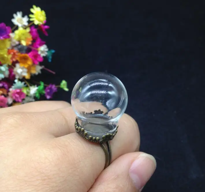 5pcs 20*15mm transparent craft glass dome globe locket flower classic base ring glass vial ring glass bottle cover ring diy gift
5pcs 20*15mm transparent craft glass dome globe locket flower classic base ring glass vial ring glass bottle cover ring diy gift