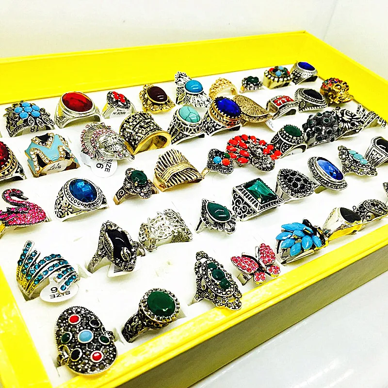 wholesale bulk lots mix styles 50pcs/box women's vintage jewelry rings with a display box
wholesale bulk lots mix styles 50pcs/box women's vintage jewelry rings with a display box
