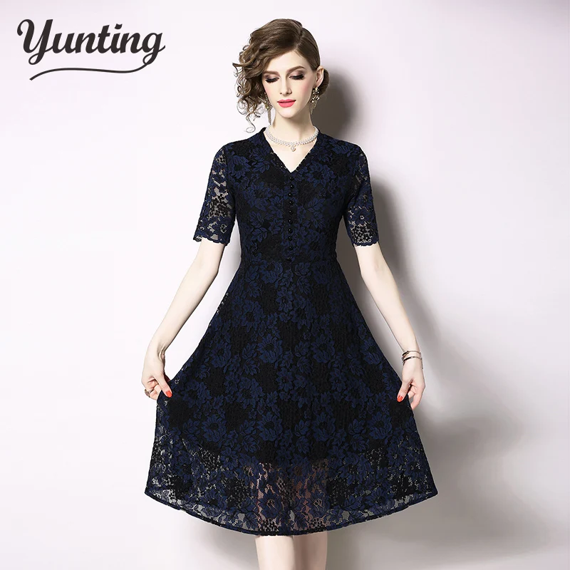 Женское кружевное платье в стиле пэчворк, повседневное облегающее офисное платье с цветочным узором и вырезами, осень 2021 
Женское кружевное платье в стиле пэчворк, повседневное облегающее офисное платье с цветочным узором и вырезами, осень 2021