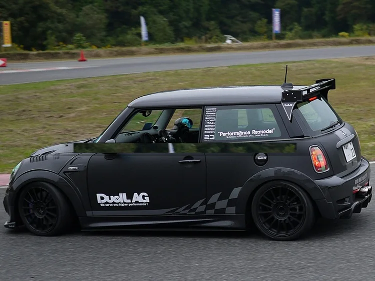 Подходит для BMW MINI COOPER S R56 для DUELL AG модифицированный задний спойлер из углеродного волокна
Подходит для BMW MINI COOPER S R56 для DUELL AG модифицированный задний спойлер из углеродного волокна