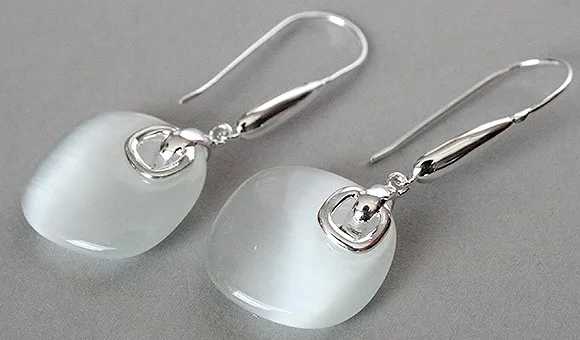 LADY'S ELEGANT WHITE OPALS 925 HOOK DANGLE EARRINGS mujer for women sterling-s-jewelry brinco boucle earring
LADY'S ELEGANT WHITE OPALS 925 HOOK DANGLE EARRINGS mujer for women sterling-s-jewelry brinco boucle earring
