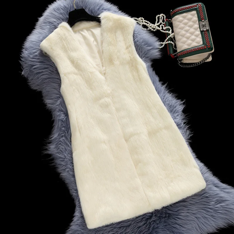 Elegant deep V neck medium length full pelt natural rabbit fur vests waistcoats women's autumn winter sleeveless real fur vest
Elegant deep V neck medium length full pelt natural rabbit fur vests waistcoats women's autumn winter sleeveless real fur vest