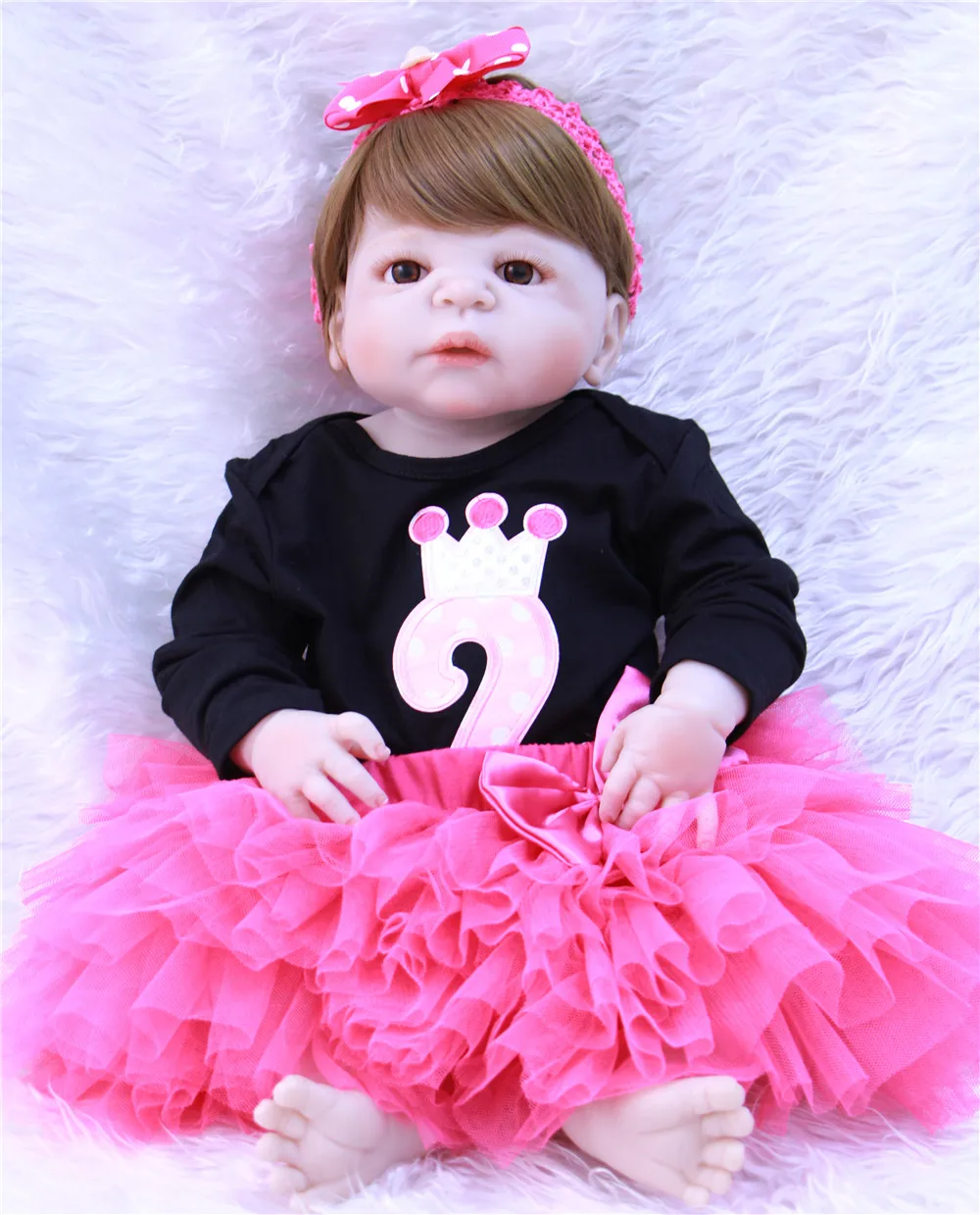 Bebe girl reborn 55cm Full Body Silicone Reborn Baby Doll Toys new hair color black-rose dress waterproof bonecas reborn
Bebe girl reborn 55cm Full Body Silicone Reborn Baby Doll Toys new hair color black-rose dress waterproof bonecas reborn