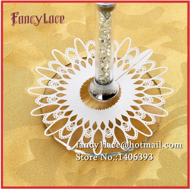 2018 New Item Laser Cut Paper Flower Wine Claim Cup Card Wine Glass Cards Wedding Table Decorations 20 colors Can Be Chose 50pcs
2018 New Item Laser Cut Paper Flower Wine Claim Cup Card Wine Glass Cards Wedding Table Decorations 20 colors Can Be Chose 50pcs