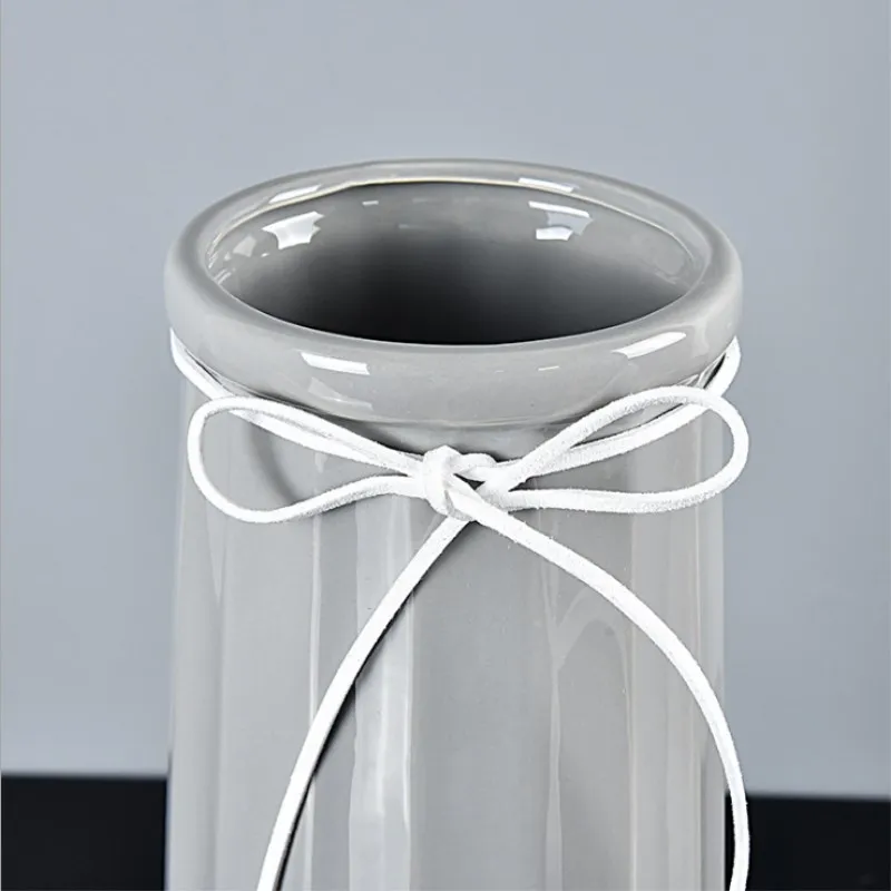 Classic Ceramic Vase Chinese Arts And Crafts Decor Contracted Porcelain Flower Vase Creative Gift Household Wedding Decoration
Classic Ceramic Vase Chinese Arts And Crafts Decor Contracted Porcelain Flower Vase Creative Gift Household Wedding Decoration