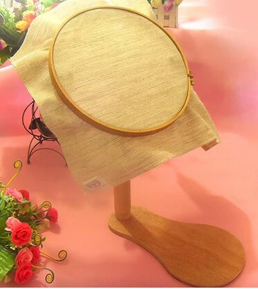 8.27Inch Standing Quilting Frame embroidery Wooden Hoop Dia21cm Cross Stitch Rack Adjustable Desktop Frames Tambour Round Frame
8.27Inch Standing Quilting Frame embroidery Wooden Hoop Dia21cm Cross Stitch Rack Adjustable Desktop Frames Tambour Round Frame