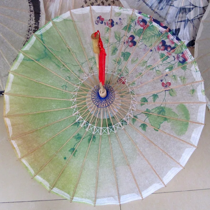 Sweet Refreshing Color Green Bottom Oil Paper Umbrella Vine with Flower Paper Parasol Art Exhibition Event Paper Umbrella
Sweet Refreshing Color Green Bottom Oil Paper Umbrella Vine with Flower Paper Parasol Art Exhibition Event Paper Umbrella