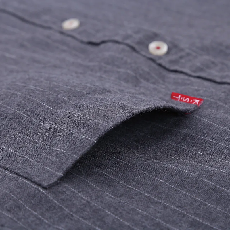 High Quality Brand Mens Shirt Long Sleeve Dark Gray Striped Loose Social Formal Man Shirt Regular Fit Male Tops blusas masculina
High Quality Brand Mens Shirt Long Sleeve Dark Gray Striped Loose Social Formal Man Shirt Regular Fit Male Tops blusas masculina