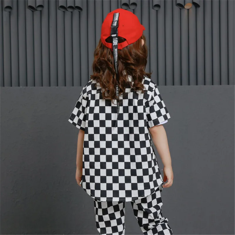 Kids Street Jazz Dance Costume Hip Hop Black White Plaid Catwalk Dancing Costumes Girl Boy Plaid Performance Stage Wear Outfits
Kids Street Jazz Dance Costume Hip Hop Black White Plaid Catwalk Dancing Costumes Girl Boy Plaid Performance Stage Wear Outfits