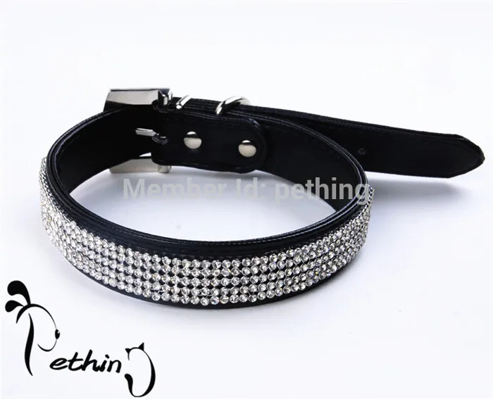 New style hot selling high-end of the atmosphere genuine leather luxury pet collar different colors and size supply
New style hot selling high-end of the atmosphere genuine leather luxury pet collar different colors and size supply