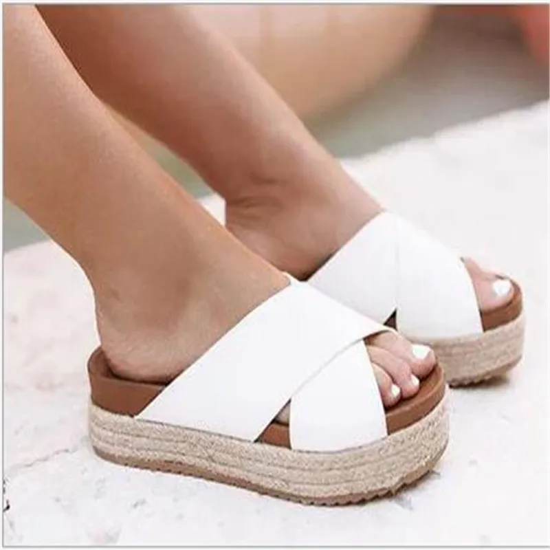 Sexy leopard sandals Summer Women slippers Open toe Platform Casual shoes Ladies Outdoor Beach flip flops Female Slides Girl
Sexy leopard sandals Summer Women slippers Open toe Platform Casual shoes Ladies Outdoor Beach flip flops Female Slides Girl