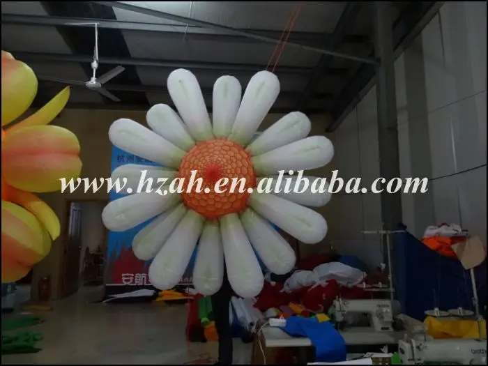 Wedding Decoration Artificial Flower White Inflatable Daisy Flowers Hanging Ceiling Decoration
Wedding Decoration Artificial Flower White Inflatable Daisy Flowers Hanging Ceiling Decoration