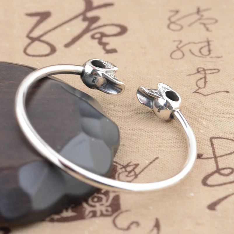 Sterling 925 Silver Vintage Double Skull Bracelet for Men Women Anniversary Party Gift Skeleton Open Punk Jewelry Decoration
Sterling 925 Silver Vintage Double Skull Bracelet for Men Women Anniversary Party Gift Skeleton Open Punk Jewelry Decoration
