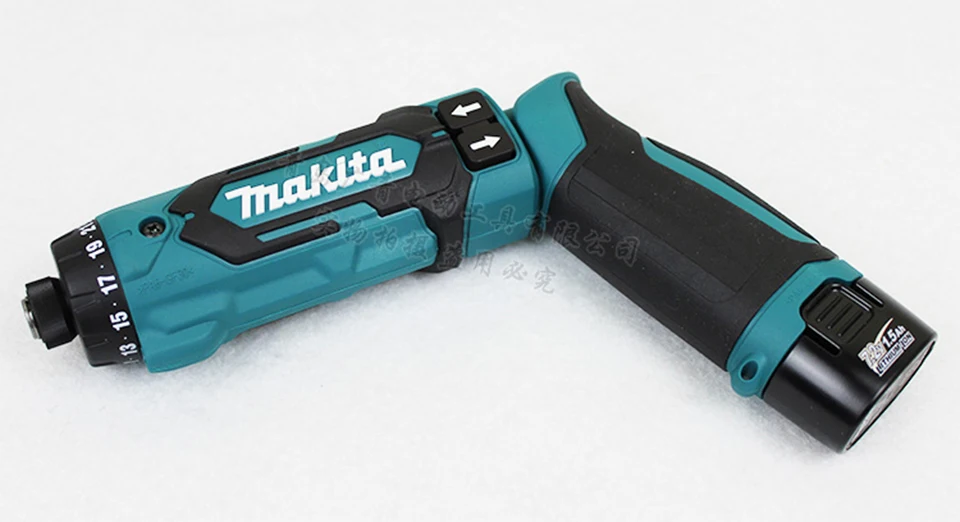 Japan Makita DF012DSE Charging Screwdriver Electric Screw driver Folding Type Double Lithium Battery 5.6/3.6N.m 0.53kg
Japan Makita DF012DSE Charging Screwdriver Electric Screw driver Folding Type Double Lithium Battery 5.6/3.6N.m 0.53kg