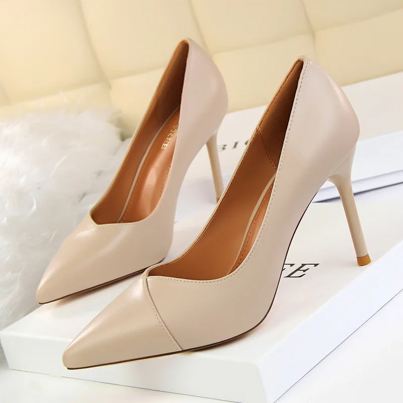 BIGTREE Women Shoes Pointed Toe Pumps Leather Dress Fine heel High heel Shallow spring Pointed 9CM thin High Heels Boat Shoes
BIGTREE Women Shoes Pointed Toe Pumps Leather Dress Fine heel High heel Shallow spring Pointed 9CM thin High Heels Boat Shoes