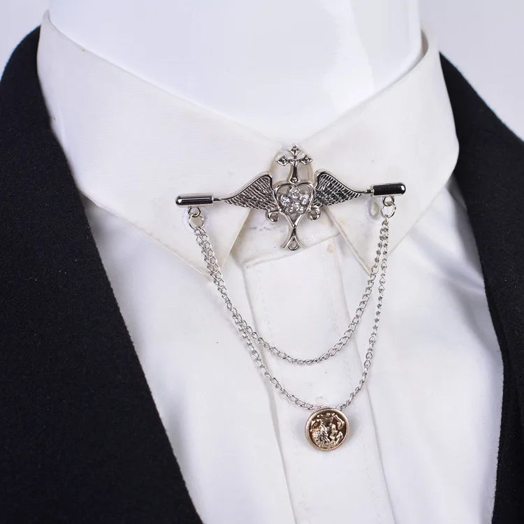1pcs High Quality Fashionable Rhinestone Wing With Badge Collar Clips Silver Women Dress Wedding Brooch Pin
1pcs High Quality Fashionable Rhinestone Wing With Badge Collar Clips Silver Women Dress Wedding Brooch Pin