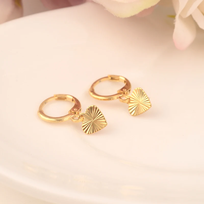 Bangrui Gold Color Heart Earrings Women/Girl,Love Trendy Jewelry for African/Arab/Middle kids children Eastern gift
Bangrui Gold Color Heart Earrings Women/Girl,Love Trendy Jewelry for African/Arab/Middle kids children Eastern gift