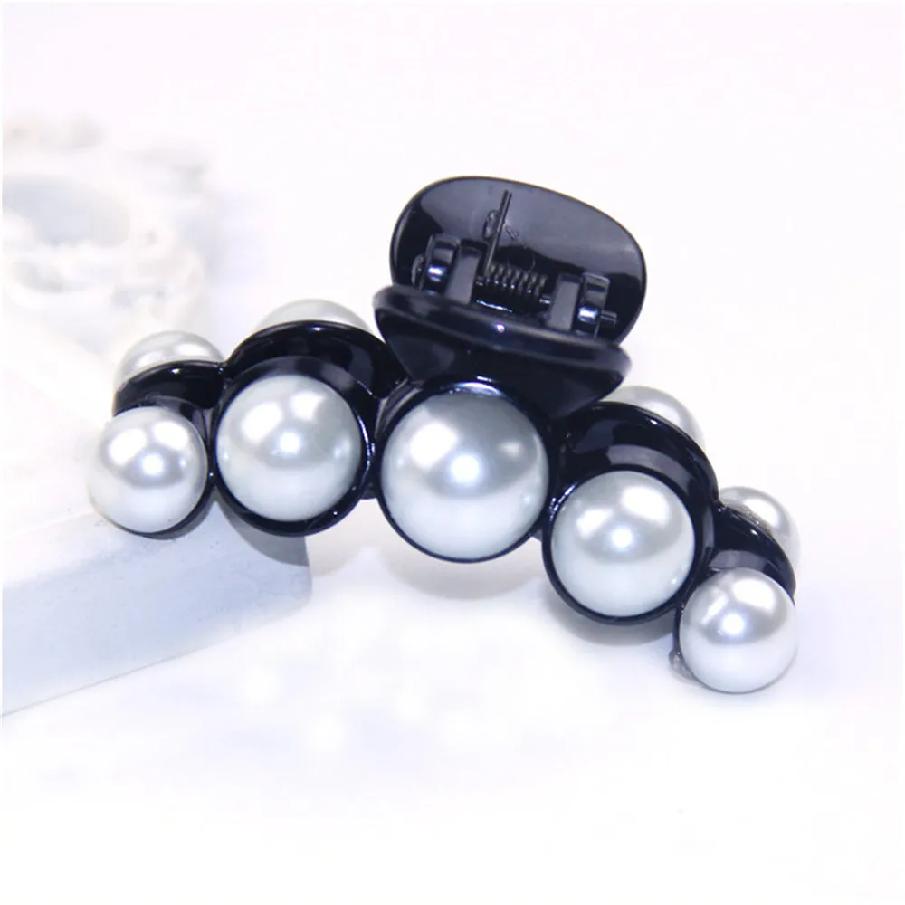 Pearl Korean Solid Big Hair Claws Elegant Frosted Acrylic Hair Clips Hairpins Barrette Headwear for Women Girls Hair Accessories
Pearl Korean Solid Big Hair Claws Elegant Frosted Acrylic Hair Clips Hairpins Barrette Headwear for Women Girls Hair Accessories