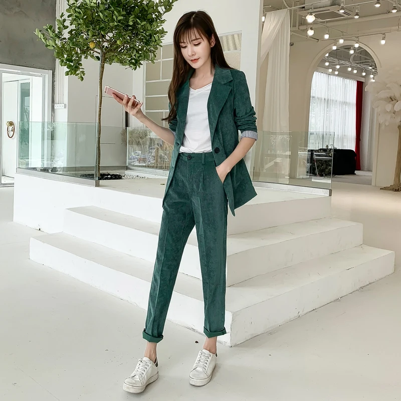 Set female autumn Women Corduroy Blazer suit jacket +Corduroy pants suits Straight Trousers two piece set women
Set female autumn Women Corduroy Blazer suit jacket +Corduroy pants suits Straight Trousers two piece set women
