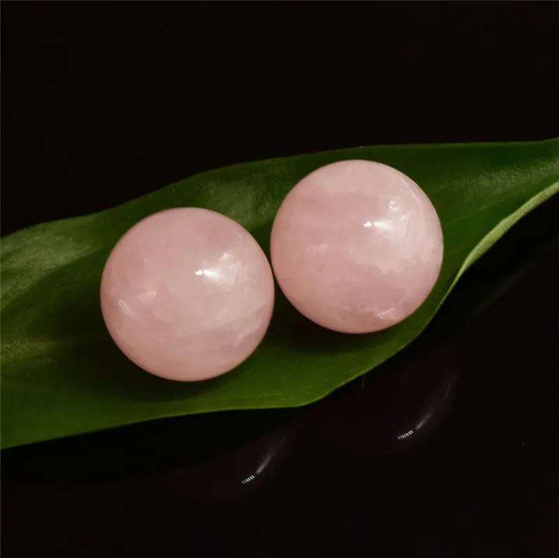 Crystal Sphere 2 pcs 20 mm Natural Rose Quartz Hand Massager Crystal Balls Healing Chakra Reiki Ball Natural Stones and Minerals
Crystal Sphere 2 pcs 20 mm Natural Rose Quartz Hand Massager Crystal Balls Healing Chakra Reiki Ball Natural Stones and Minerals