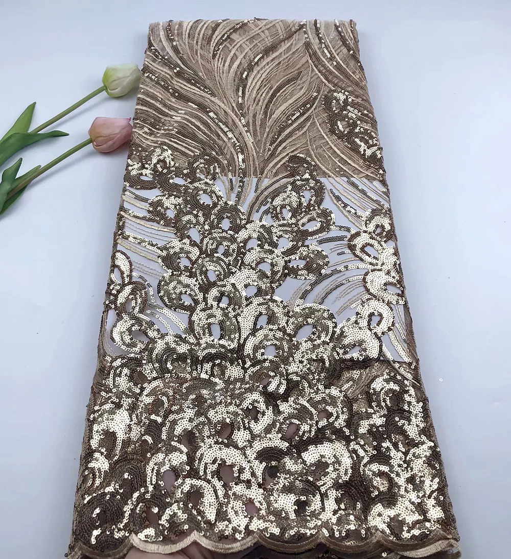 Most popular embroidery sequins lace fabric High quality 2019 tulle mesh fabric for wedding dress
Most popular embroidery sequins lace fabric High quality 2019 tulle mesh fabric for wedding dress
