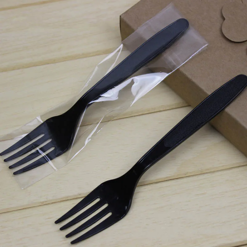 100pcs/lot 14.5cm Disposable Plastic Sweet Dessert Cake Fork For Party Birthday Separate Packaged Black Fork
100pcs/lot 14.5cm Disposable Plastic Sweet Dessert Cake Fork For Party Birthday Separate Packaged Black Fork