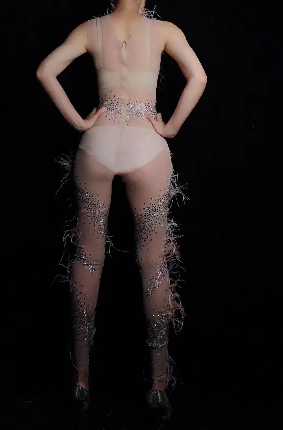 AB Rhinestones Pink Feathers Mesh Jumpsuit Sexy See-through Elastic Leotard Stage Wear Party Singer Female Nightclub Costume
AB Rhinestones Pink Feathers Mesh Jumpsuit Sexy See-through Elastic Leotard Stage Wear Party Singer Female Nightclub Costume