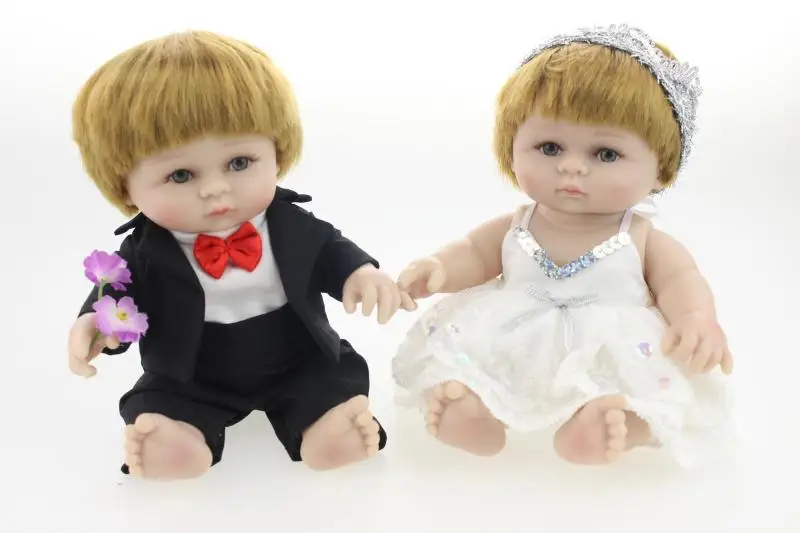Wedding Dolls Bride and Groom Simulation Silicone Doll Kids Baby Dolls Birthday/Christmas/Wedding Gift 25cm
Wedding Dolls Bride and Groom Simulation Silicone Doll Kids Baby Dolls Birthday/Christmas/Wedding Gift 25cm