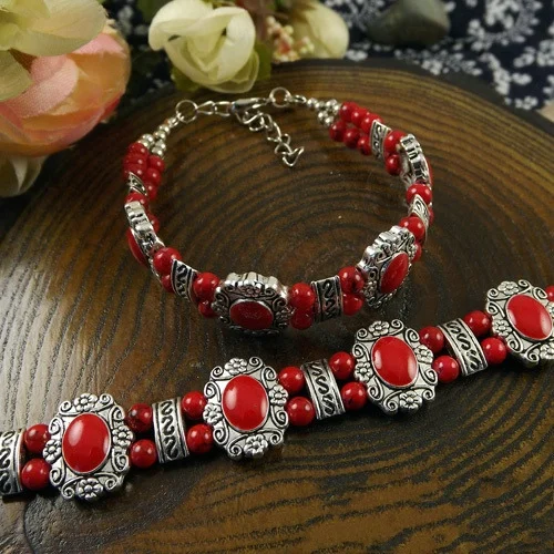 Free shipping Tibetan Silver color Bohemia Bracelet Bead Stone Adjust Size Bangle Hot sale Jewelry Blue/Red/Black A207G
Free shipping Tibetan Silver color Bohemia Bracelet Bead Stone Adjust Size Bangle Hot sale Jewelry Blue/Red/Black A207G