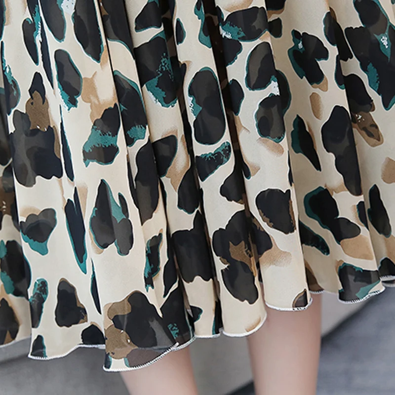 Summer 2019 Leopard Large size XL-4XL dress women Elegant Chiffon V-Neck Short sleeve dress Casual Zippers A-Line dress women
Summer 2019 Leopard Large size XL-4XL dress women Elegant Chiffon V-Neck Short sleeve dress Casual Zippers A-Line dress women